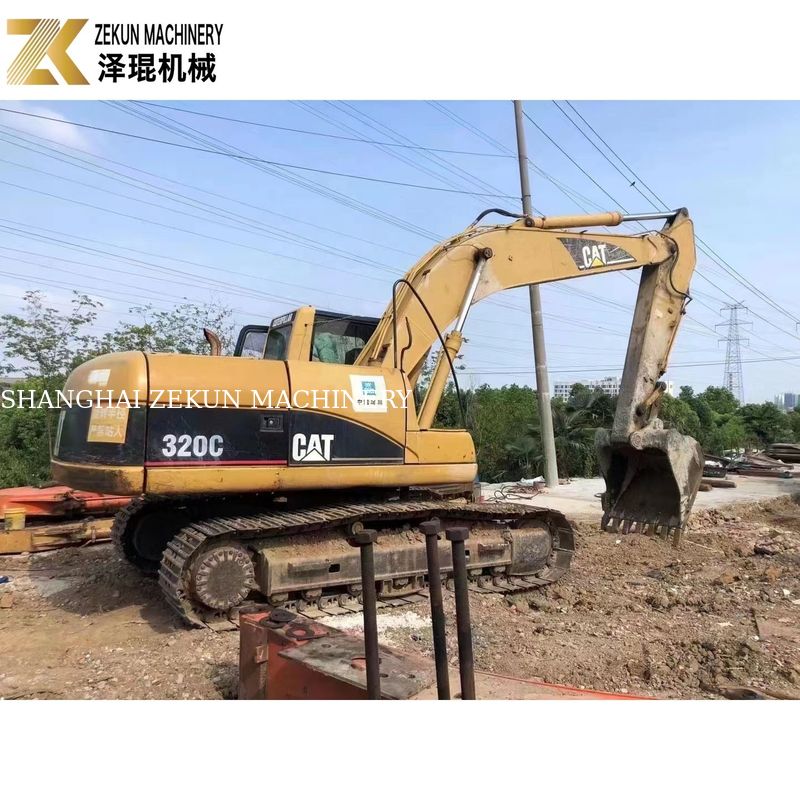 इस्तेमाल किया गया CAT 320C खुदाई मशीन 320 काम के घंटे 4001-6000 बाल्टी क्षमता 0.8m3