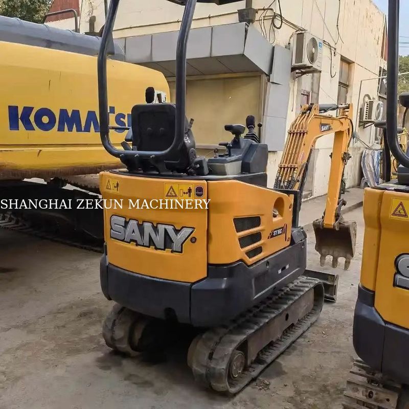 10रबर टायर और मूल हाइड्रोलिक पंप के साथ.3KW Sany SY16C 1.6Ton मिनी खुदाई मशीन