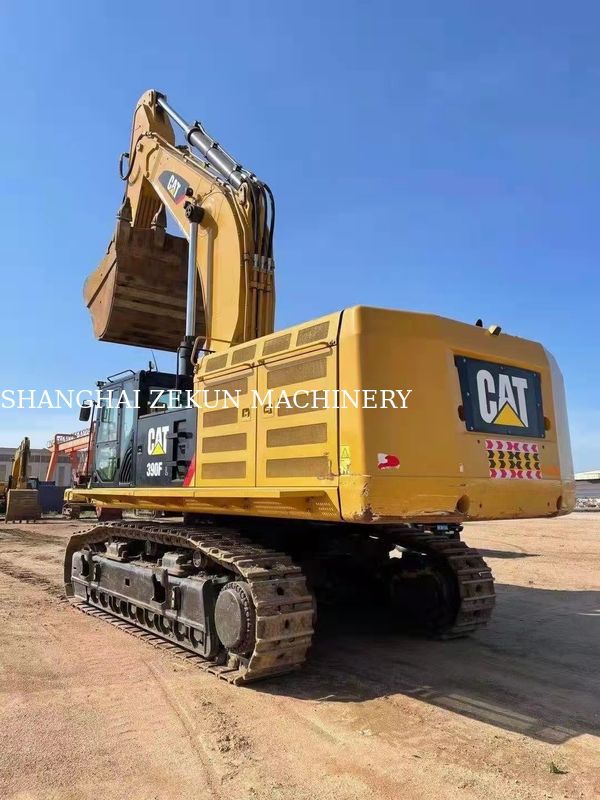 दूसरे हाथ का निर्माण उपकरण Cat 390F क्रॉलर एक्सकेवेटर Cat इंजन 390 KW के साथ