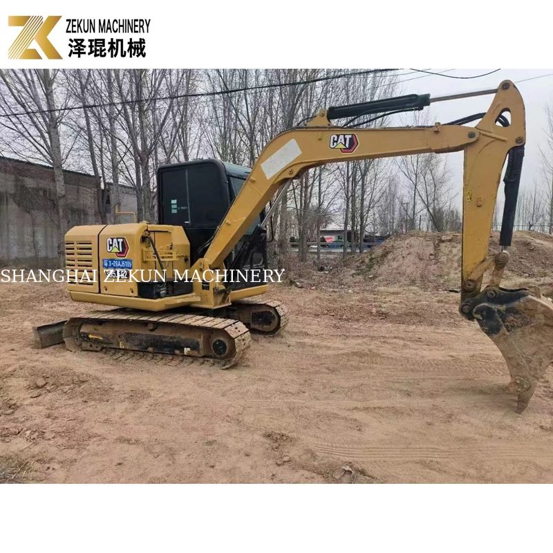 CAT 305.5E2 कैटरपिलर की हाइड्रोलिक अंगूठे के साथ 5.5 टन का इस्तेमाल किया क्रॉलर खुदाई मशीन