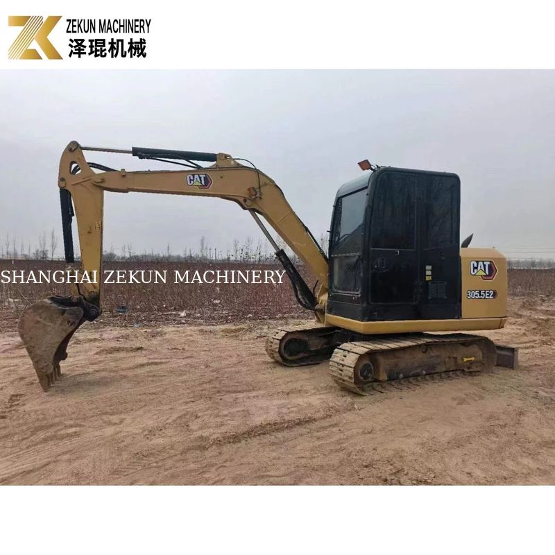 CAT 305.5E2 कैटरपिलर की हाइड्रोलिक अंगूठे के साथ 5.5 टन का इस्तेमाल किया क्रॉलर खुदाई मशीन