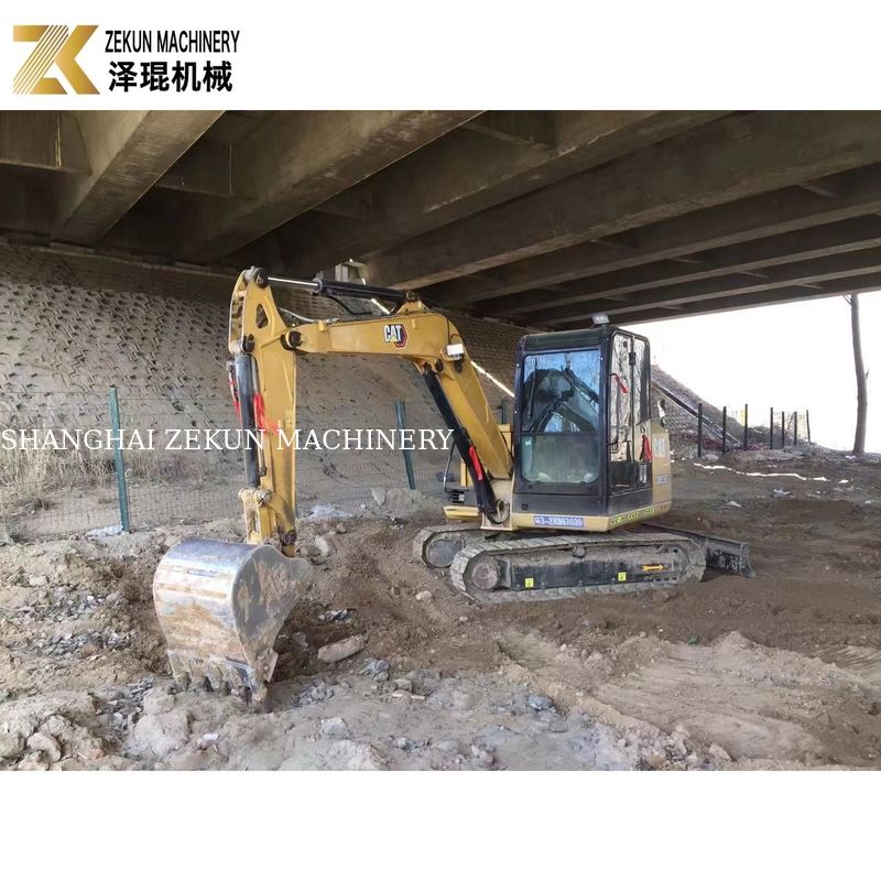 CAT 305.5E प्रयुक्त मिनी खुदाई मशीन ∙ 5.5 टन ∙ मूल रंग ∙ CAT इंजन