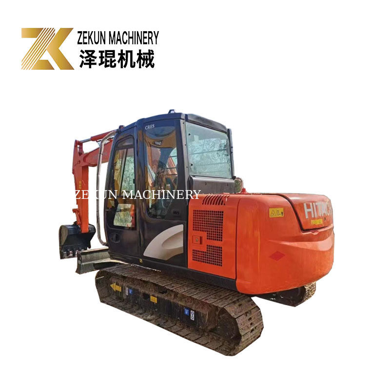 HITACHI ZX 60 6 टन मिनी सेकंड हैंड हाइड्रोलिक एक्सकेवेटर 0.22 m3 बाल्टी क्षमता के साथ