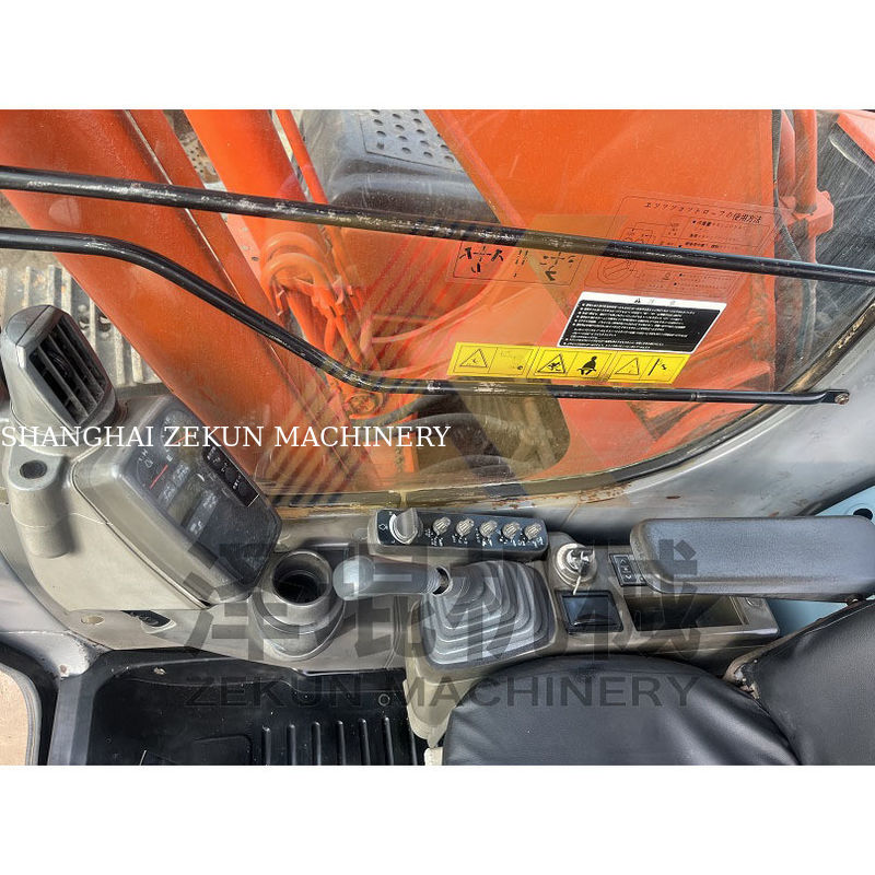110 KW सेकंड-हैंड खुदाई मशीन ZX200 आपके निर्माण आवश्यकताओं के लिए इस्तेमाल किया भारी खुदाई मशीन