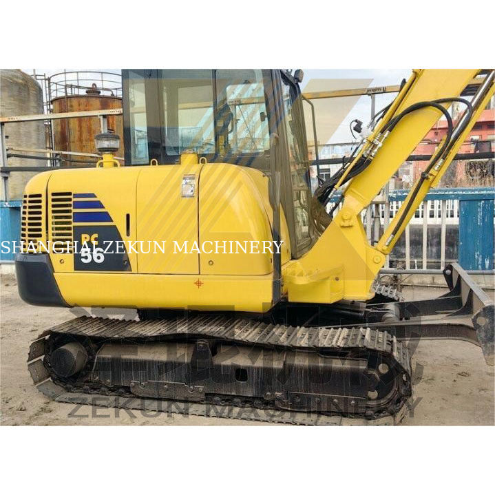 0.2m3 बाल्टी क्षमता और 0-2000 कार्य घंटों के साथ प्रयुक्त कोमात्सु पीसी56 खुदाई मशीन