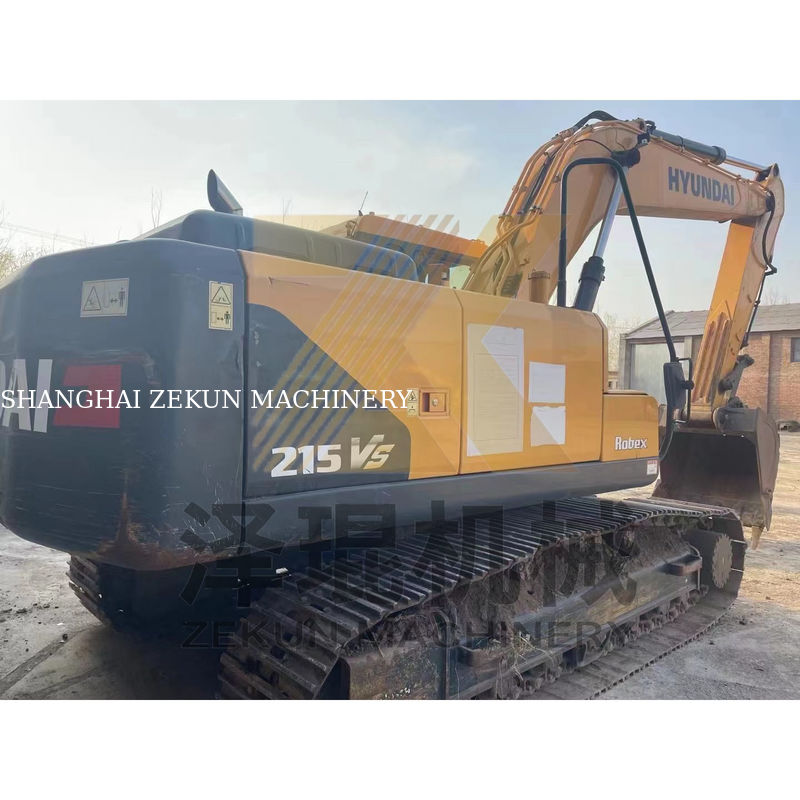 2020 अन्य हाइड्रोलिक सिलेंडर खुदाई मशीन R215 R215-7 R215VS 215-9T 215-9S सस्ती कीमत पर