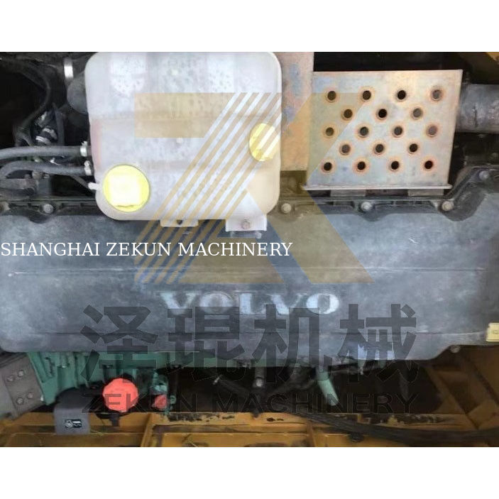 3.3 m3 बाल्टी क्षमता और अन्य हाइड्रोलिक वाल्व के साथ प्रयुक्त वोल्वो EC480 खुदाई मशीन