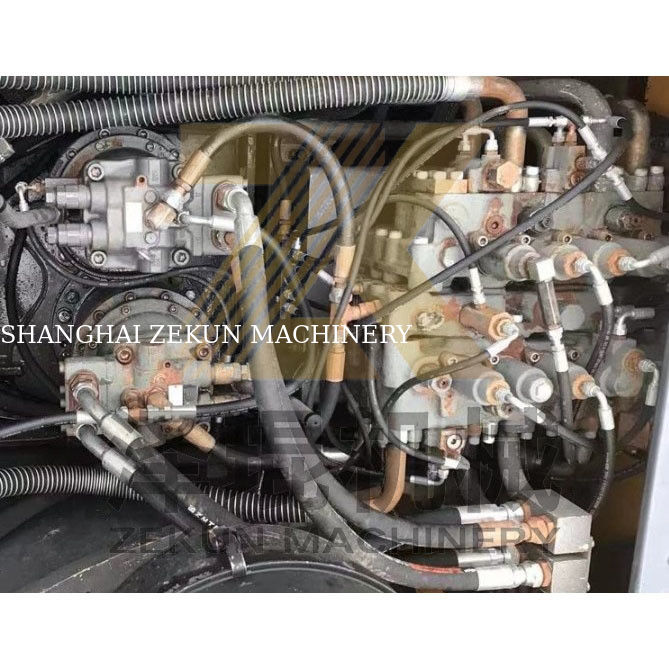 3.3 m3 बाल्टी क्षमता और अन्य हाइड्रोलिक वाल्व के साथ प्रयुक्त वोल्वो EC480 खुदाई मशीन