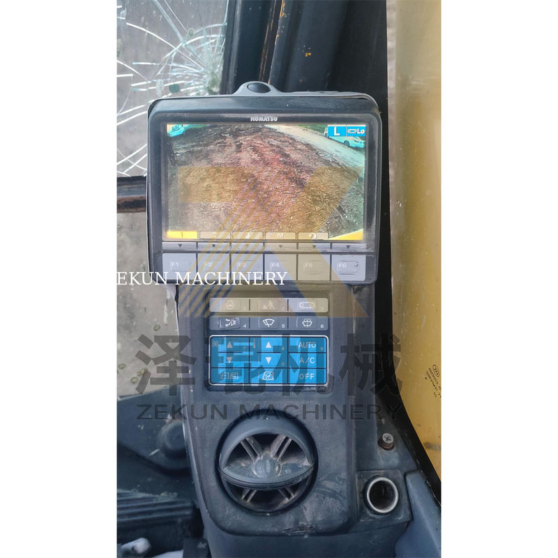 कोमात्सु PC200-7 PC200-8N1 शंघाई में 110KW इंजन के साथ क्रॉलर खुदाई खुदाई