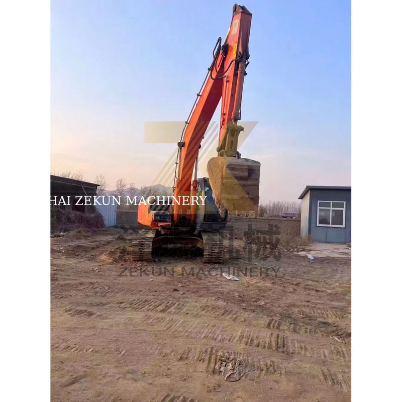 प्रयुक्त हिताची ZX200 खुदाई 95% 20000 KG मशीन वजन 1.38 m3 बाल्टी क्षमता