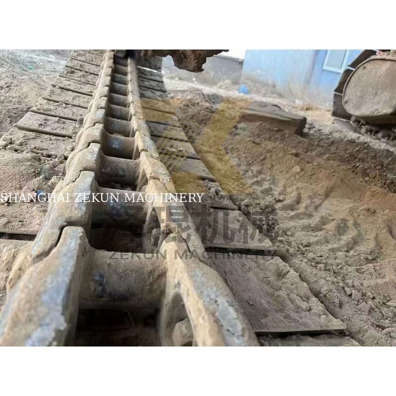 प्रयुक्त हिताची ZX200 खुदाई 95% 20000 KG मशीन वजन 1.38 m3 बाल्टी क्षमता