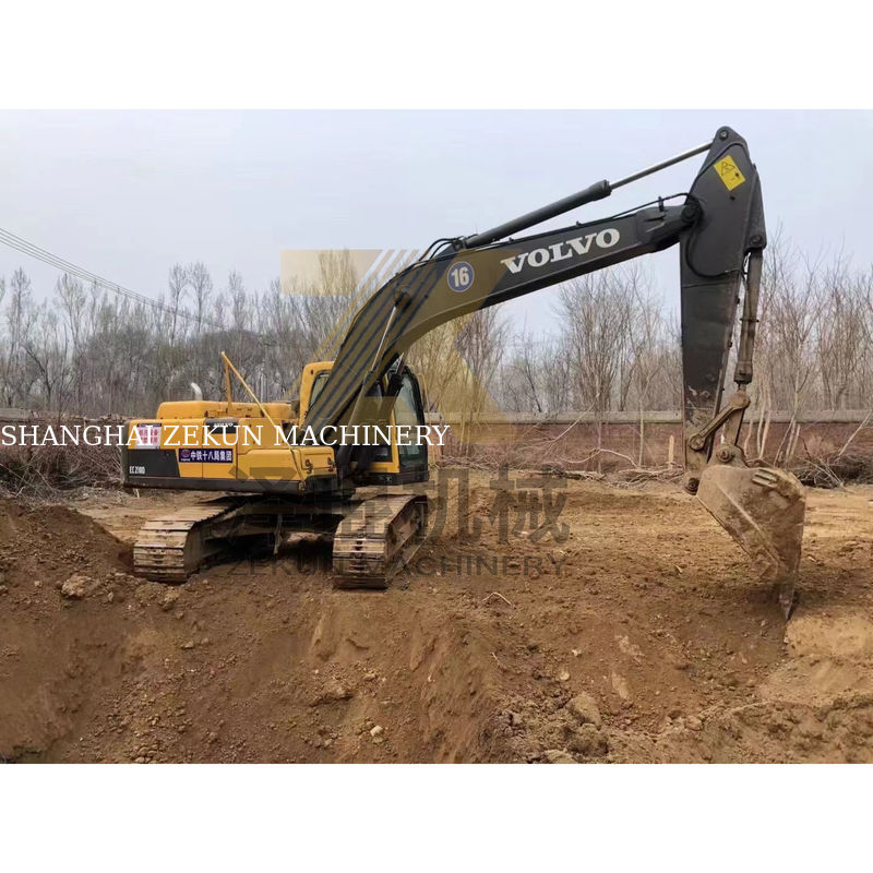शंघाई में प्रयुक्त वोल्वो EC200B EC210BLC 240BLC 290BLC D6D EC210 BLC खुदाई मशीन 21000 KG