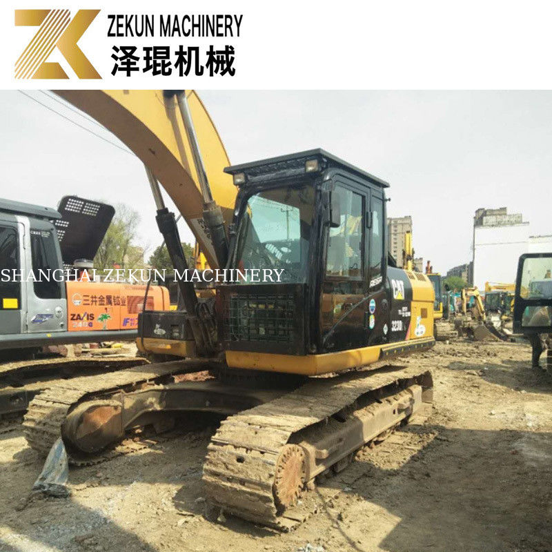 कैट 323D2 खुदाई मशीन और कैट C7.1 ACERT इंजन के साथ अपने निर्माण खुदाई को उन्नत करें