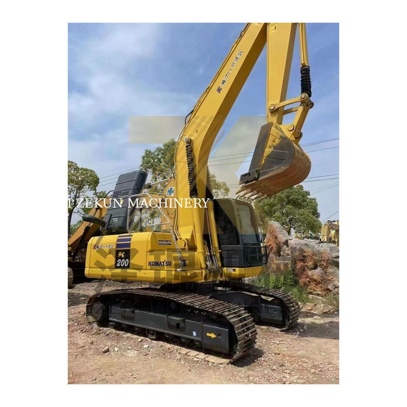 0.8m3 बाल्टी क्षमता के साथ प्रयुक्त कोमात्सु PC200-8 PC200 उत्खनन पृथ्वी चल मशीन