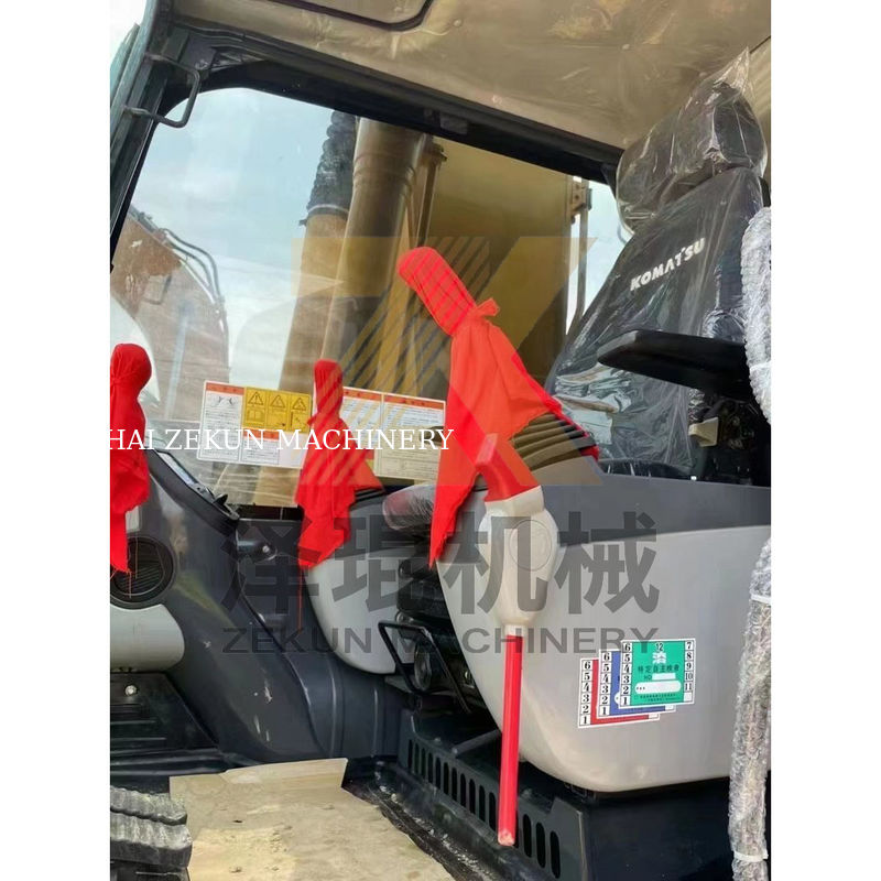 0.8m3 बाल्टी क्षमता के साथ प्रयुक्त कोमात्सु PC200-8 PC200 उत्खनन पृथ्वी चल मशीन