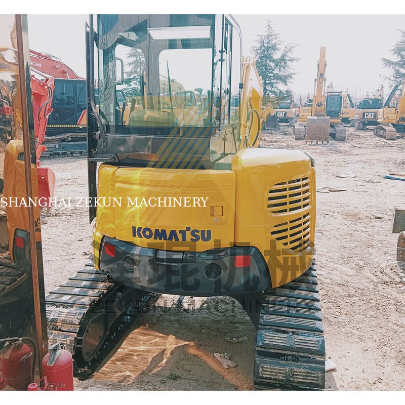 छोटे आकार का इस्तेमाल किया Komatsu PC 40 Excavator PC40MR-1 PC40MR-2 कार्य घंटों के साथ 2001-4000