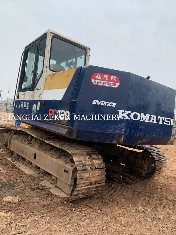 कोमात्सु पीसी120-5 पीसी120 64 किलोवाट शक्ति और 2000 वर्ष के साथ जापान में सस्ती कीमत पर खुदाई मशीन