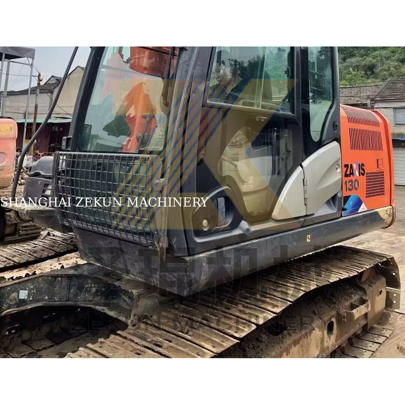 जापान प्रत्यक्ष बिक्री कम घंटे और 0.52 m3 बाल्टी क्षमता के साथ प्रयुक्त ZX130-5A खुदाई मशीन