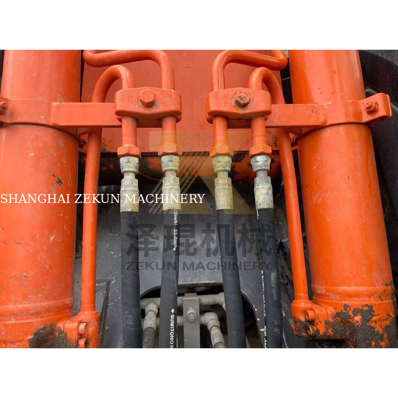 जापान प्रत्यक्ष बिक्री कम घंटे और 0.52 m3 बाल्टी क्षमता के साथ प्रयुक्त ZX130-5A खुदाई मशीन