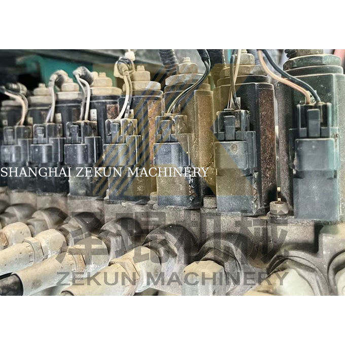 अन्य हाइड्रोलिक पंप इस्तेमाल किया Kobelco SK200-8 खुदाई मशीन और 20000 KG मशीन वजन