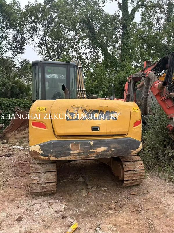 2021 XCMG XE75DA हाइड्रोलिक क्रॉलर खुदाई 7.5 टन वर्ग के साथ ब्रेकर और ग्रिप संलग्नक