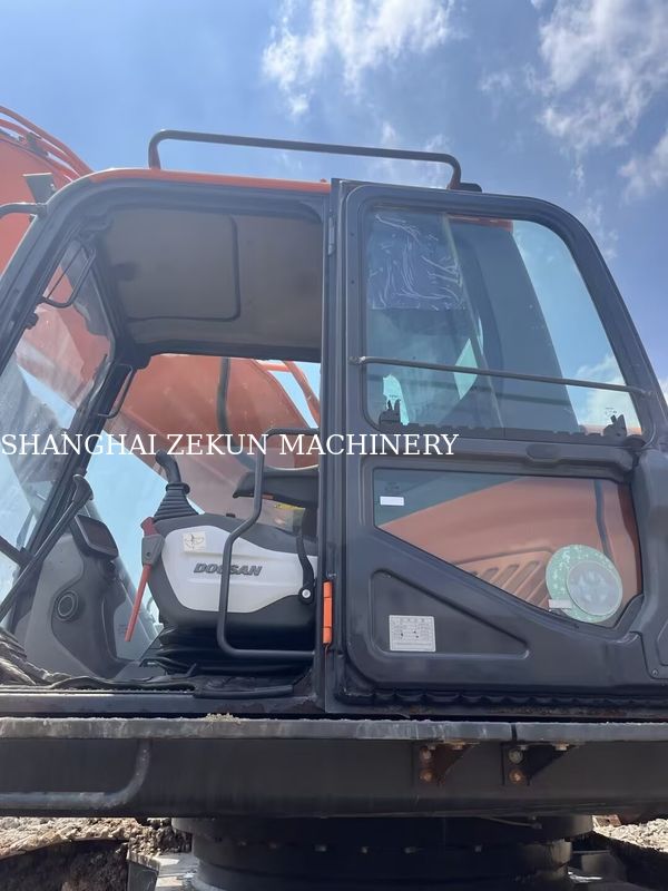 प्रयुक्त Doosan DX500LC-9C खुदाई करने वाला 800 आरपीएम अश्वशक्ति और अधिकतम खुदाई ऊंचाई 11