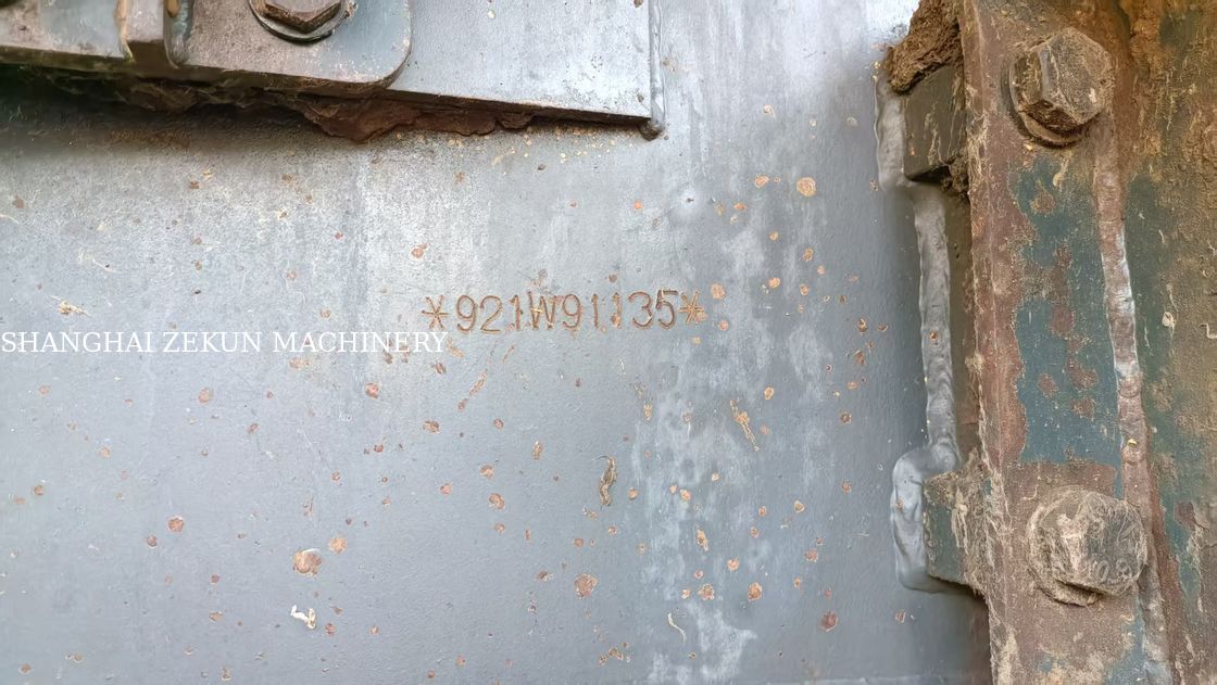 हुंडई R210W-9 व्हील एक्सकवेटर 330 लीटर ईंधन टैंक क्षमता और हाइड्रोलिक वाल्व