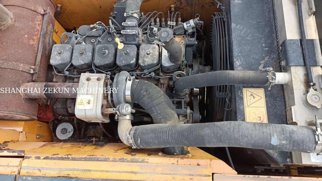 हुंडई R210W-9 व्हील एक्सकवेटर 330 लीटर ईंधन टैंक क्षमता और हाइड्रोलिक वाल्व