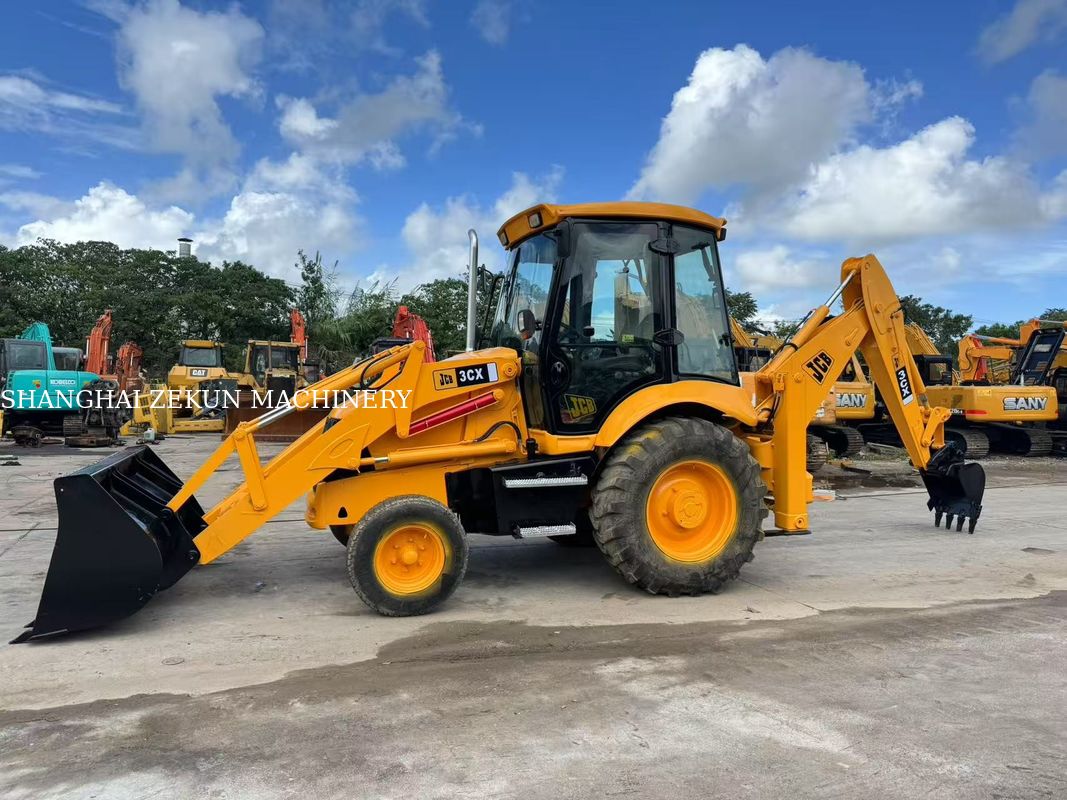 2001 JCB 3CX बैकहो लोडर एक्सकेवेटर 95 L/min हाइड्रोलिक सिस्टम फ्लो के साथ