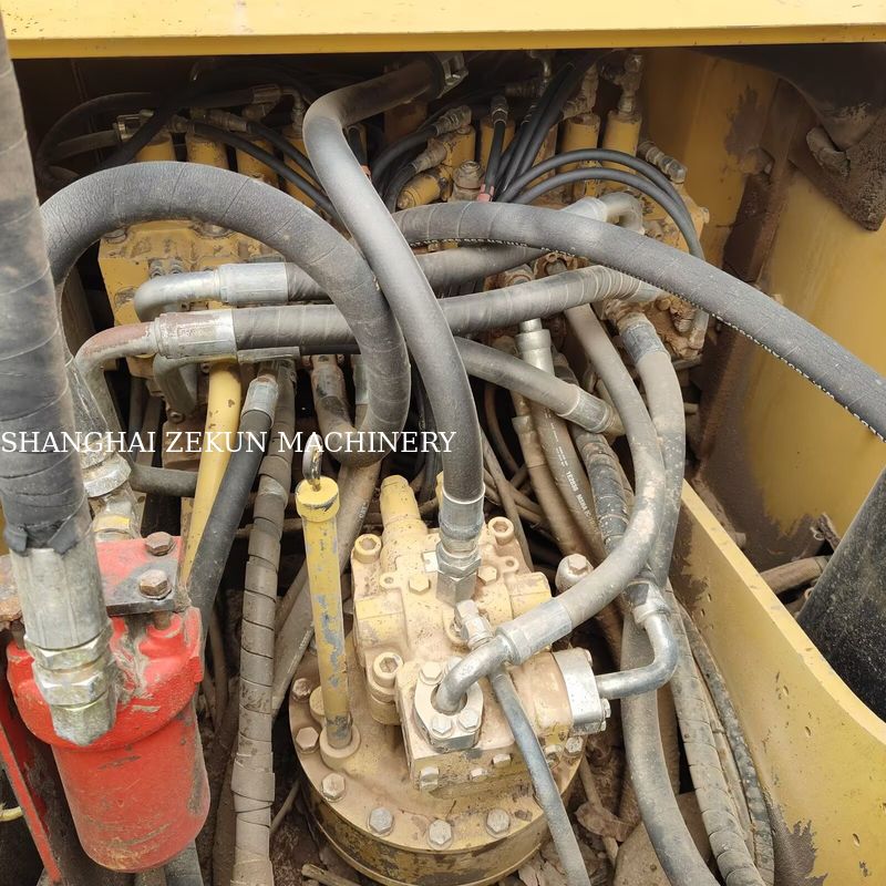 2016 CAT 320D खुदाई मशीन 20 टन वर्ग CAT C6.4 ACERT इंजन के साथ अधिकतम खुदाई गहराई 680 मिमी