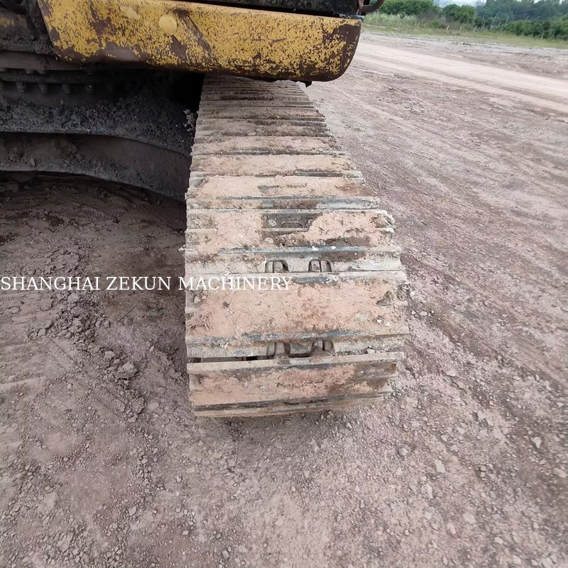 2016 CAT 320D खुदाई मशीन 20 टन वर्ग CAT C6.4 ACERT इंजन के साथ अधिकतम खुदाई गहराई 680 मिमी