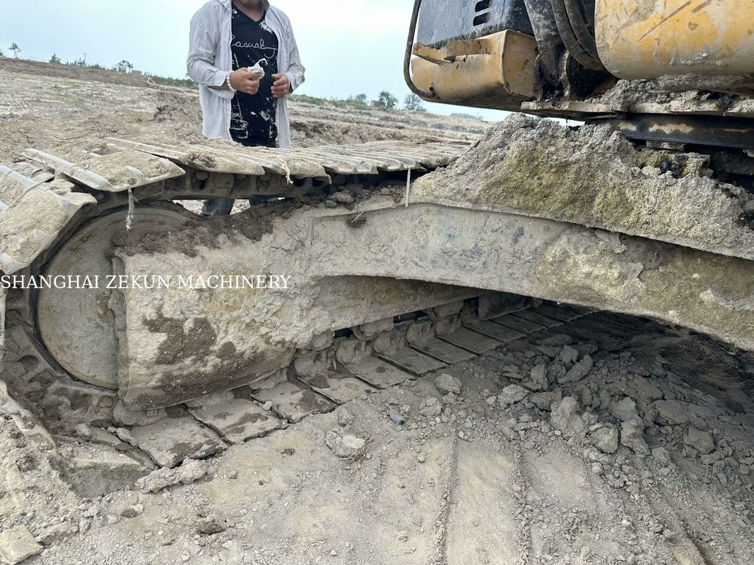 2014 CAT 320D2 खुदाई मशीन 10 812 घंटे और प्रदर्शन हाइड्रोलिक प्रवाह दर 2 × 214 एल/मिनट यात्रा गति 3.5 / 5.5 किमी/घंटा