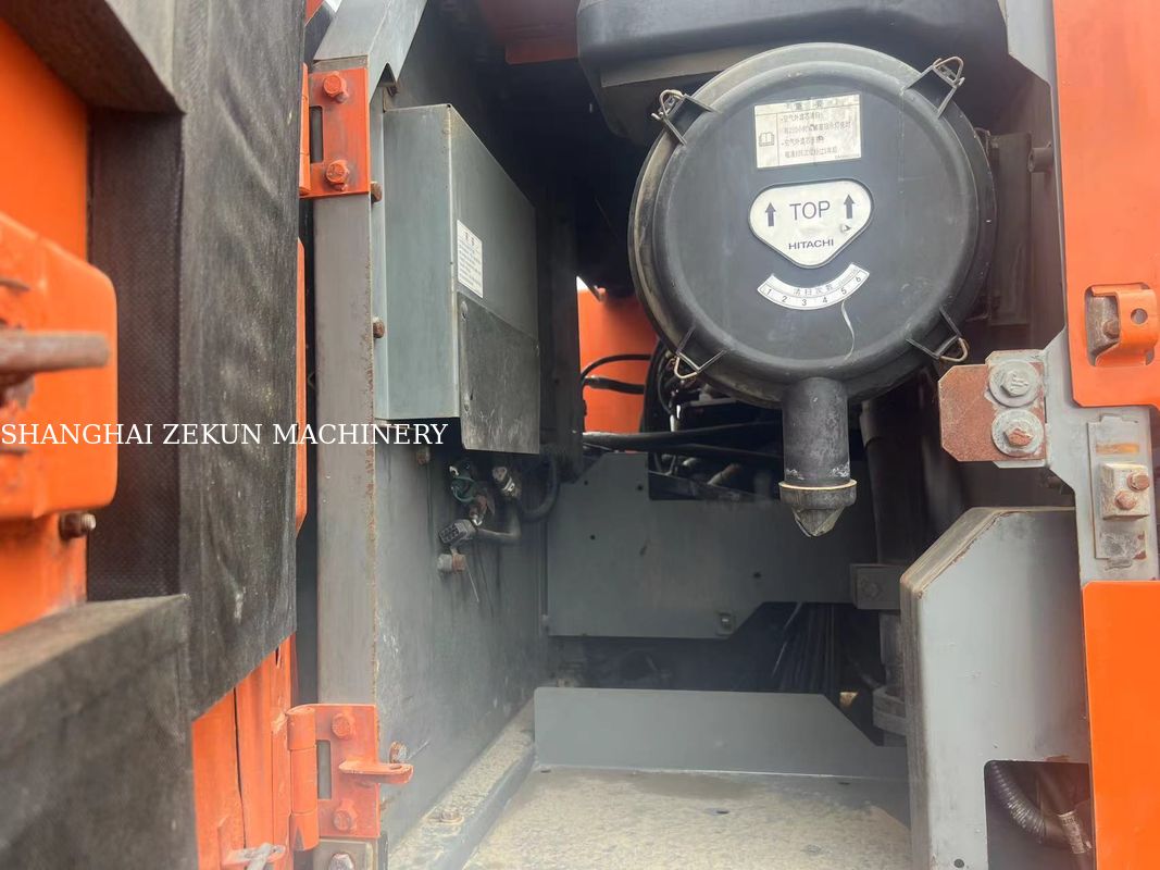 2020 Hitachi ZX220-5A खुदाई करने वाला 6541 घंटे अधिकतम खुदाई ऊंचाई 630 मिमी अधिकतम खुदाई गहराई 670 मिमी भारी शुल्क वाले कार्यों के लिए
