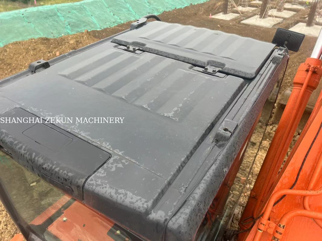 2020 Hitachi ZX220-5A खुदाई करने वाला 6541 घंटे अधिकतम खुदाई ऊंचाई 630 मिमी अधिकतम खुदाई गहराई 670 मिमी भारी शुल्क वाले कार्यों के लिए