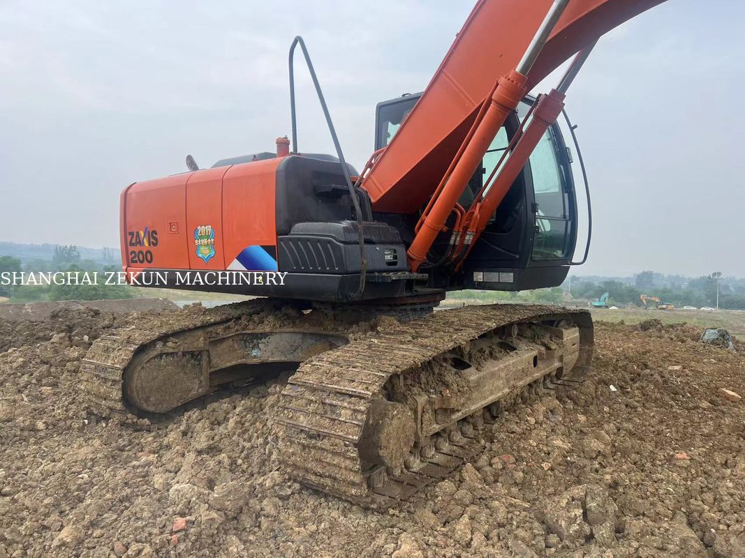 2020 Hitachi ZX220-5A खुदाई करने वाला 6541 घंटे अधिकतम खुदाई ऊंचाई 630 मिमी अधिकतम खुदाई गहराई 670 मिमी भारी शुल्क वाले कार्यों के लिए