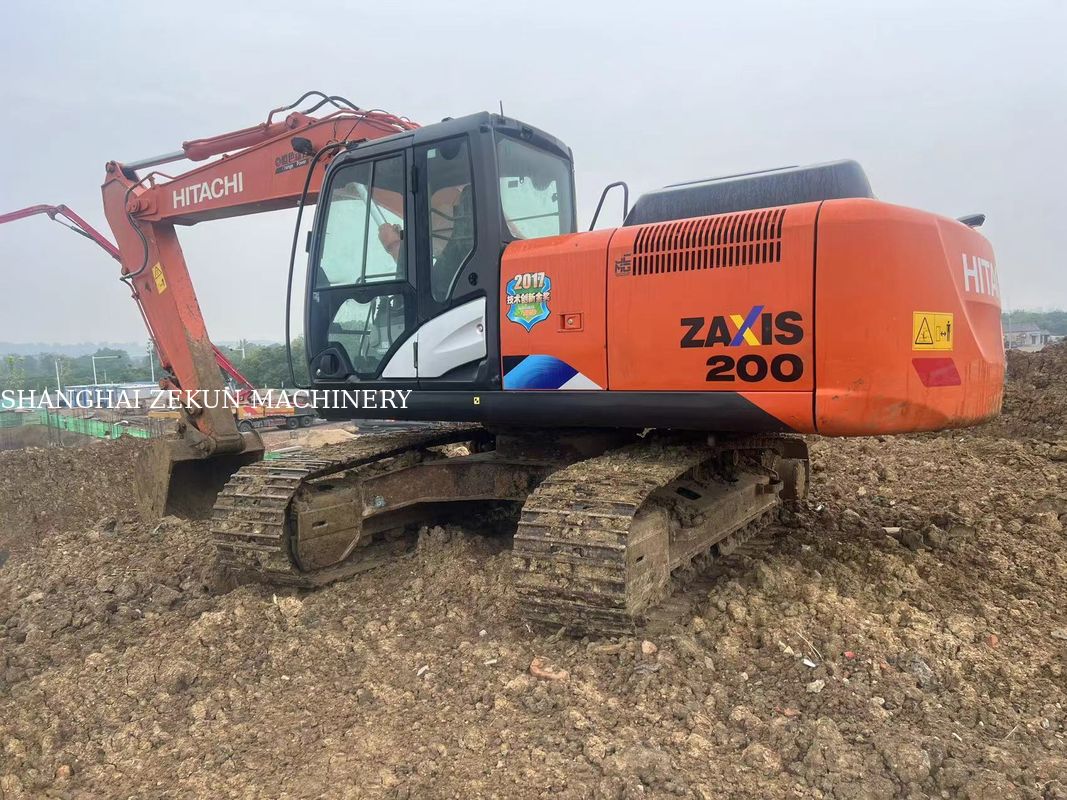 2020 Hitachi ZX220-5A खुदाई करने वाला 6541 घंटे अधिकतम खुदाई ऊंचाई 630 मिमी अधिकतम खुदाई गहराई 670 मिमी भारी शुल्क वाले कार्यों के लिए