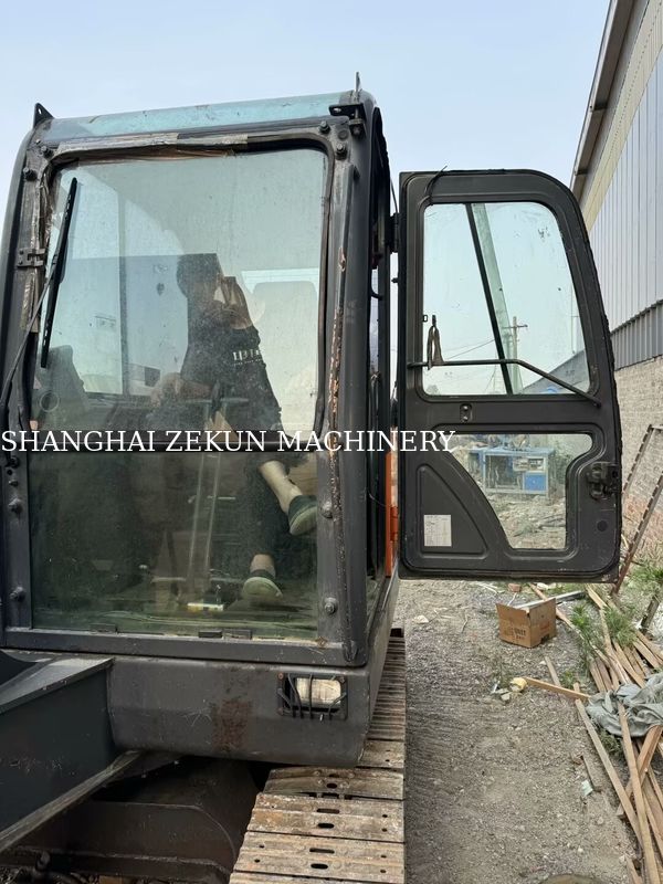Doosan DX60 उत्खनन उपकरण स्तर 3 उत्सर्जन मानक अधिकतम पहुंच जमीन के स्तर पर 100 मिमी और प्रदर्शन