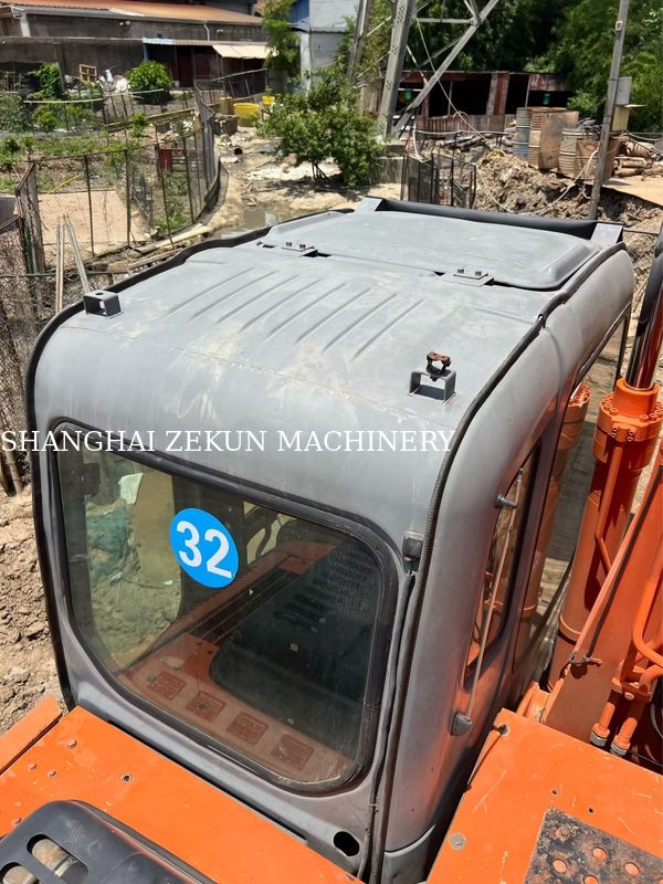 हिताची ZX120-6 खुदाई मशीन 14165hrs व्यापारिक जरूरतों के लिए ईंधन टैंक क्षमता 240 L हाइड्रोलिक दबाव 34.3 एमपीए