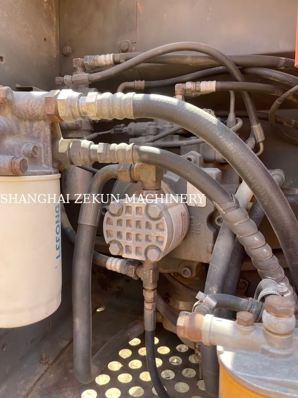 Hitachi ZX120-6 खुदाई करने वाला इस्तेमाल किया गया, 2.5 मीटर बांह की लंबाई और 210 मिमी अधिकतम डंपिंग ऊंचाई 11158 घंटे