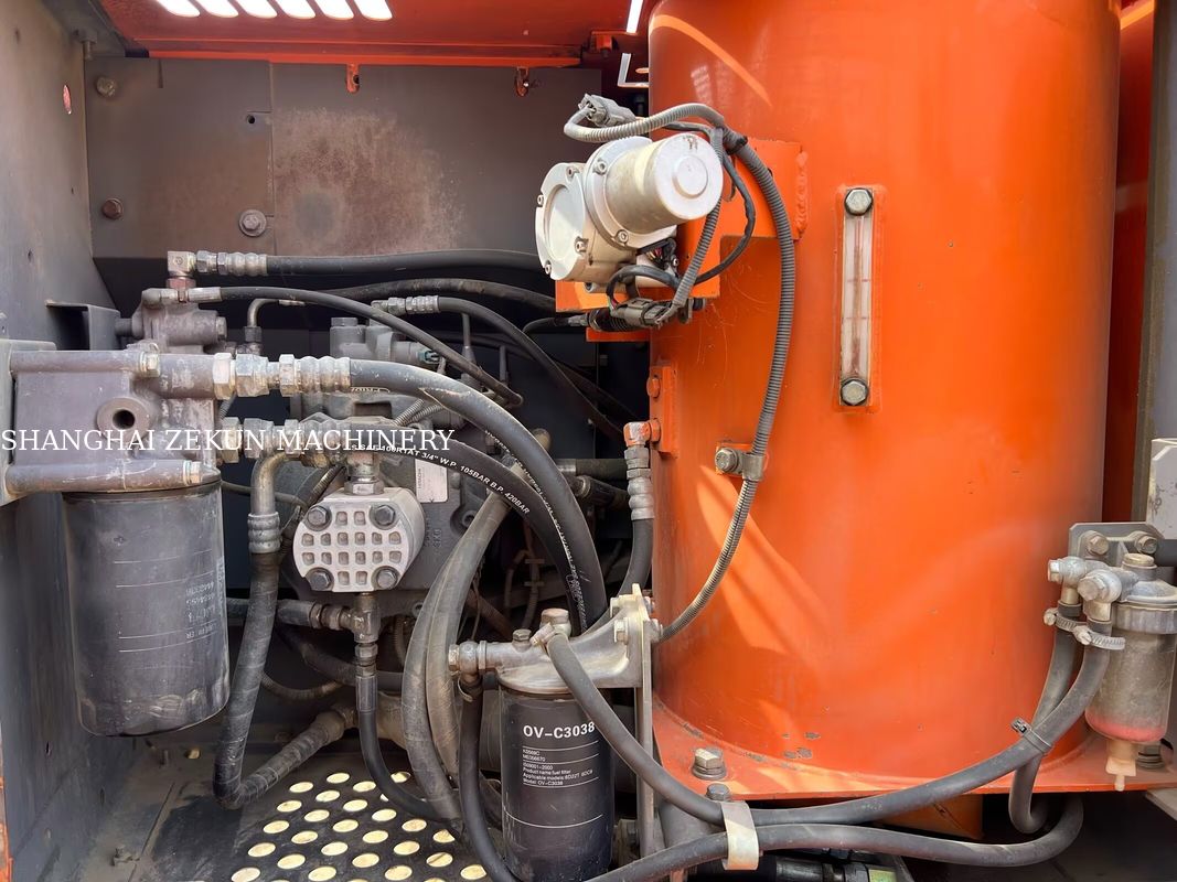 उपयोग किया गया हिताची ZX130-6 उत्खननकर्ता, 11053 घंटे, 4.6 मीटर बूम लंबाई, 34.3 एमपीए हाइड्रोलिक दबाव