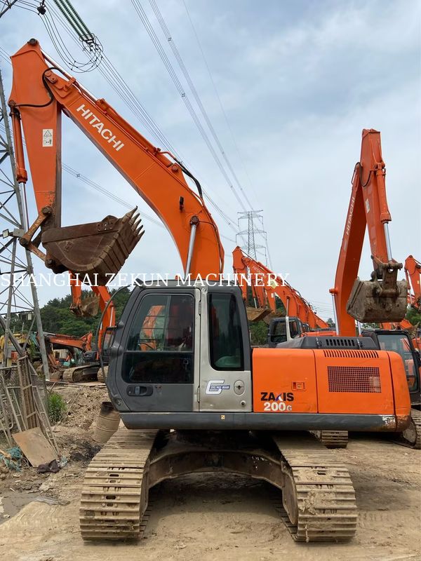 11050 घंटों के साथ प्रयुक्त हिताची ZX200-3G खुदाई मशीन हाथ की लंबाई 2.94 M बूम की लंबाई 5.7 M