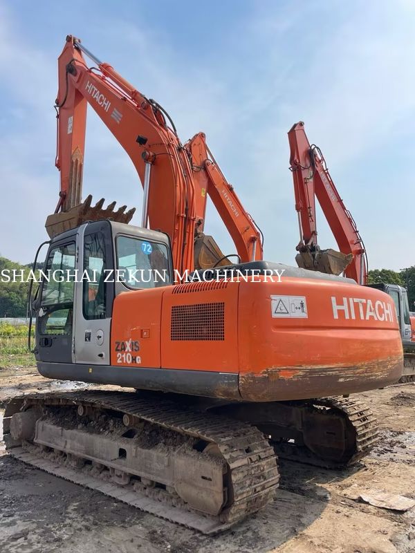 Hitachi ZX200-3G खुदाई करने वाला यंत्र 11056 घंटे 3.5 / 5.5 किमी/घंटा की यात्रा गति