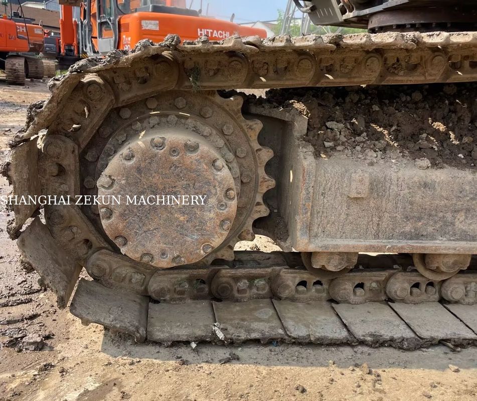 Hitachi ZX200-3G खुदाई करने वाला यंत्र 11056 घंटे 3.5 / 5.5 किमी/घंटा की यात्रा गति