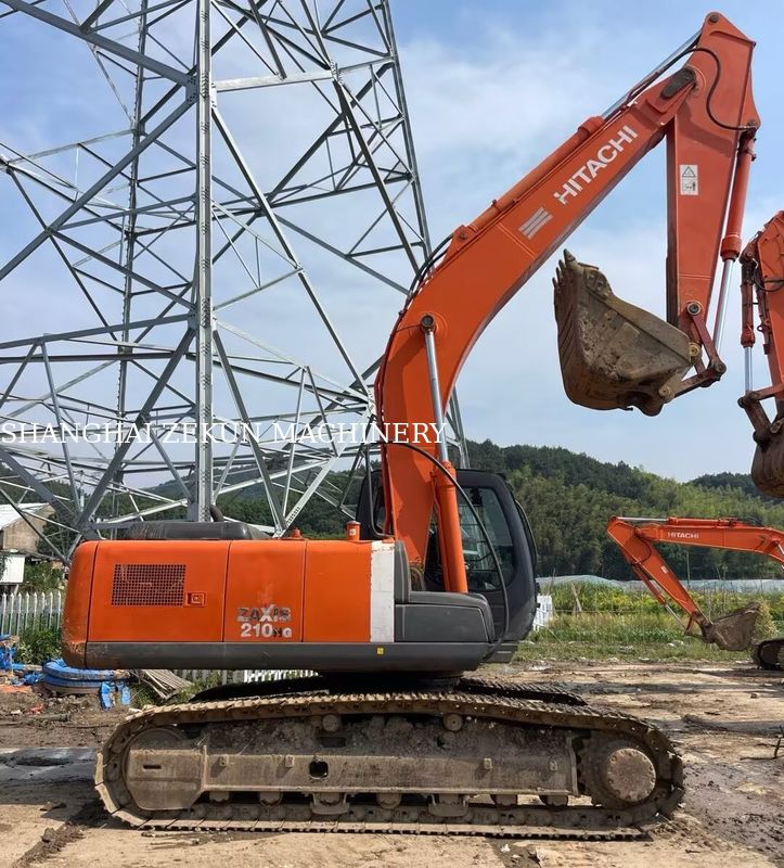 Hitachi ZX200-3G खुदाई करने वाला यंत्र 11056 घंटे 3.5 / 5.5 किमी/घंटा की यात्रा गति