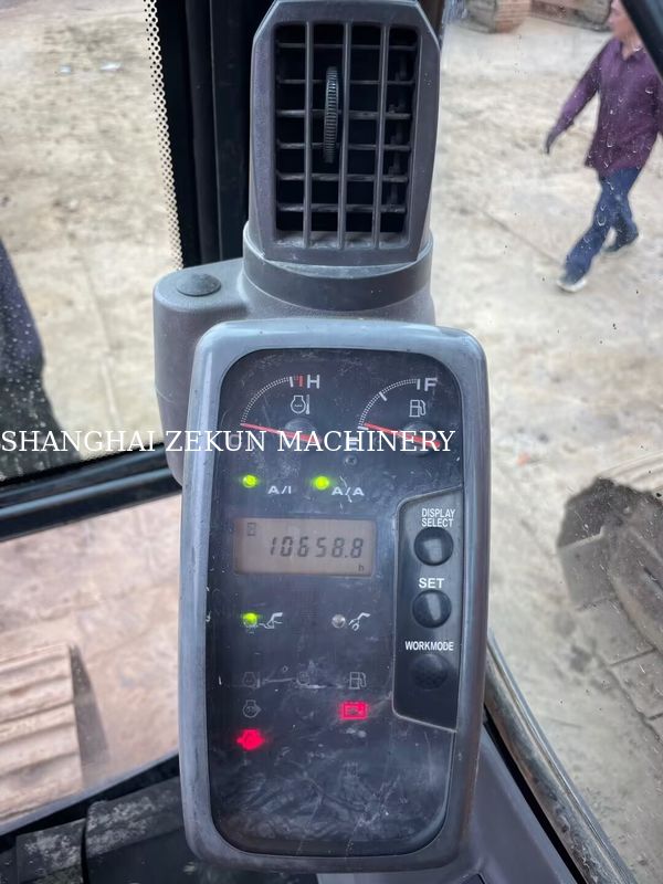 हिताची ZX200-3G खुदाई मशीन 10658hrs हाथ की लंबाई 2.94 m अधिकतम खुदाई ऊंचाई 620 मिमी