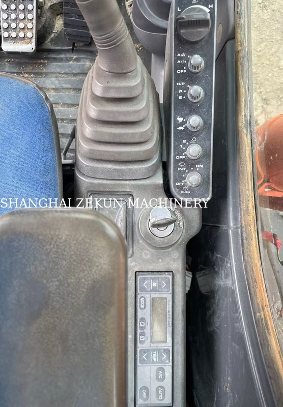 हिताची ZX200-3G खुदाई मशीन 10658hrs हाथ की लंबाई 2.94 m अधिकतम खुदाई ऊंचाई 620 मिमी