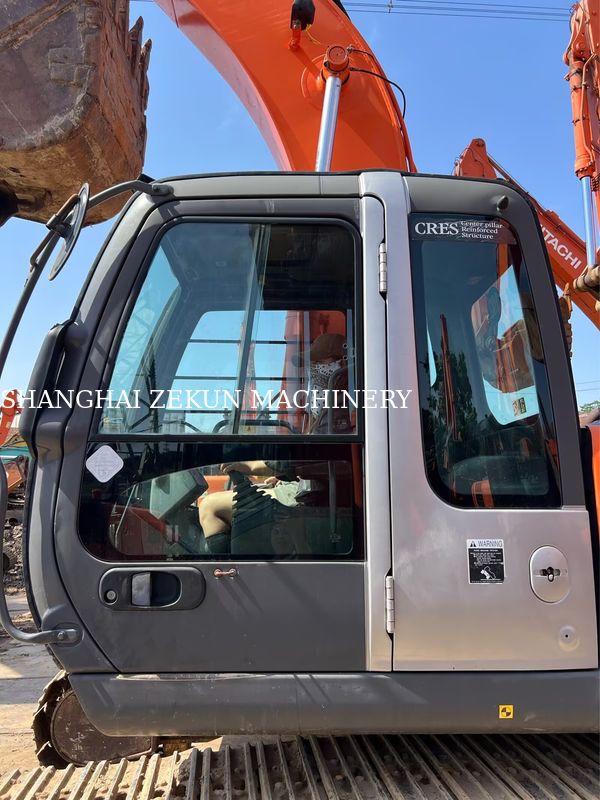 हिताची ZX200-3G खुदाई मशीन 12081hrs यात्रा गति 3.5 / 5.5 Km/h कैब विशेषताएं बहुक्रिया प्रदर्शन