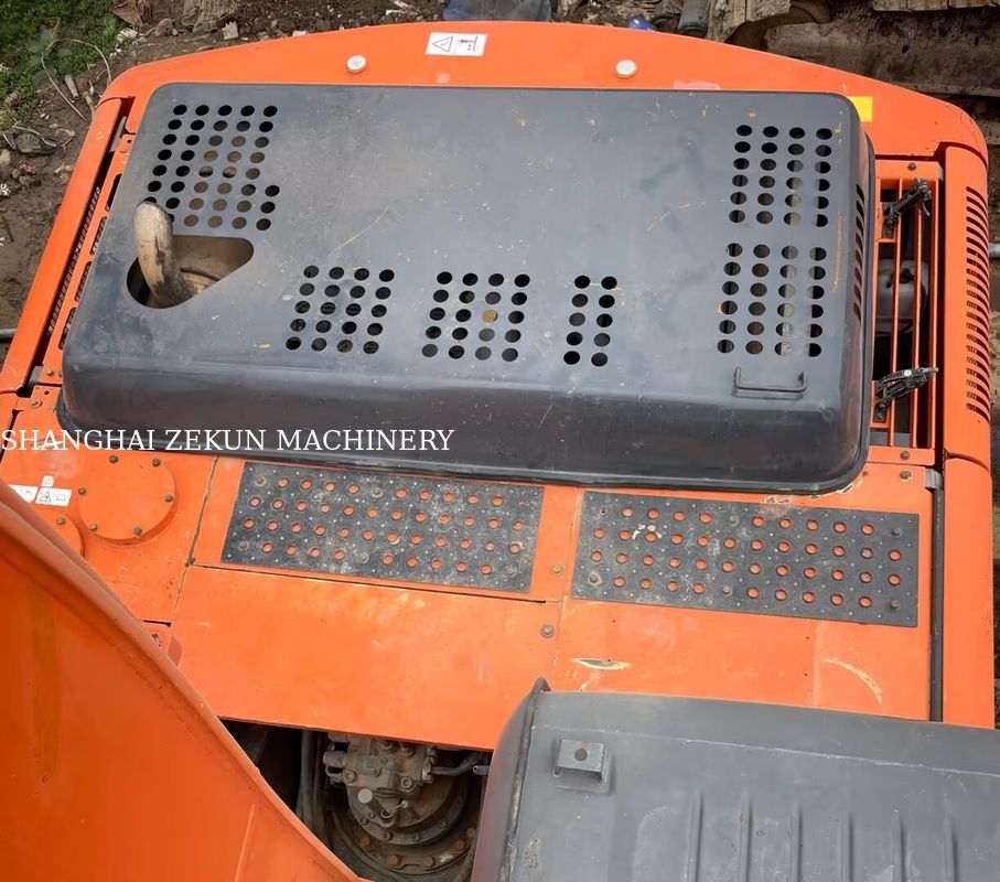 11051 घंटे हिताची ZX200-3G खुदाई करने वाला, बाल्टी क्षमता 0.8 – 1.0 M3 के साथ