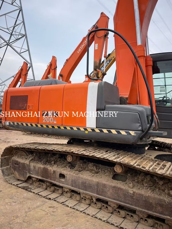 11051 घंटे हिताची ZX200-3G खुदाई करने वाला, बाल्टी क्षमता 0.8 – 1.0 M3 के साथ