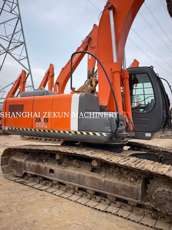 11051 घंटे हिताची ZX200-3G खुदाई करने वाला, बाल्टी क्षमता 0.8 – 1.0 M3 के साथ